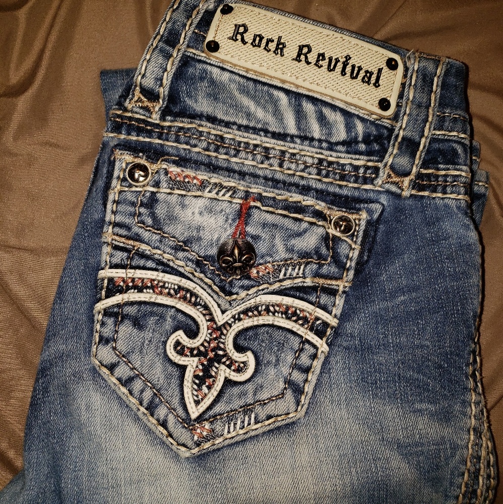 Rock revival size 24